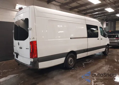 2019 Mercedes-Benz Sprinter 2500 High Roof V6 z USA, uszkodzony, nr VIN WD4PF1CD1KP154623